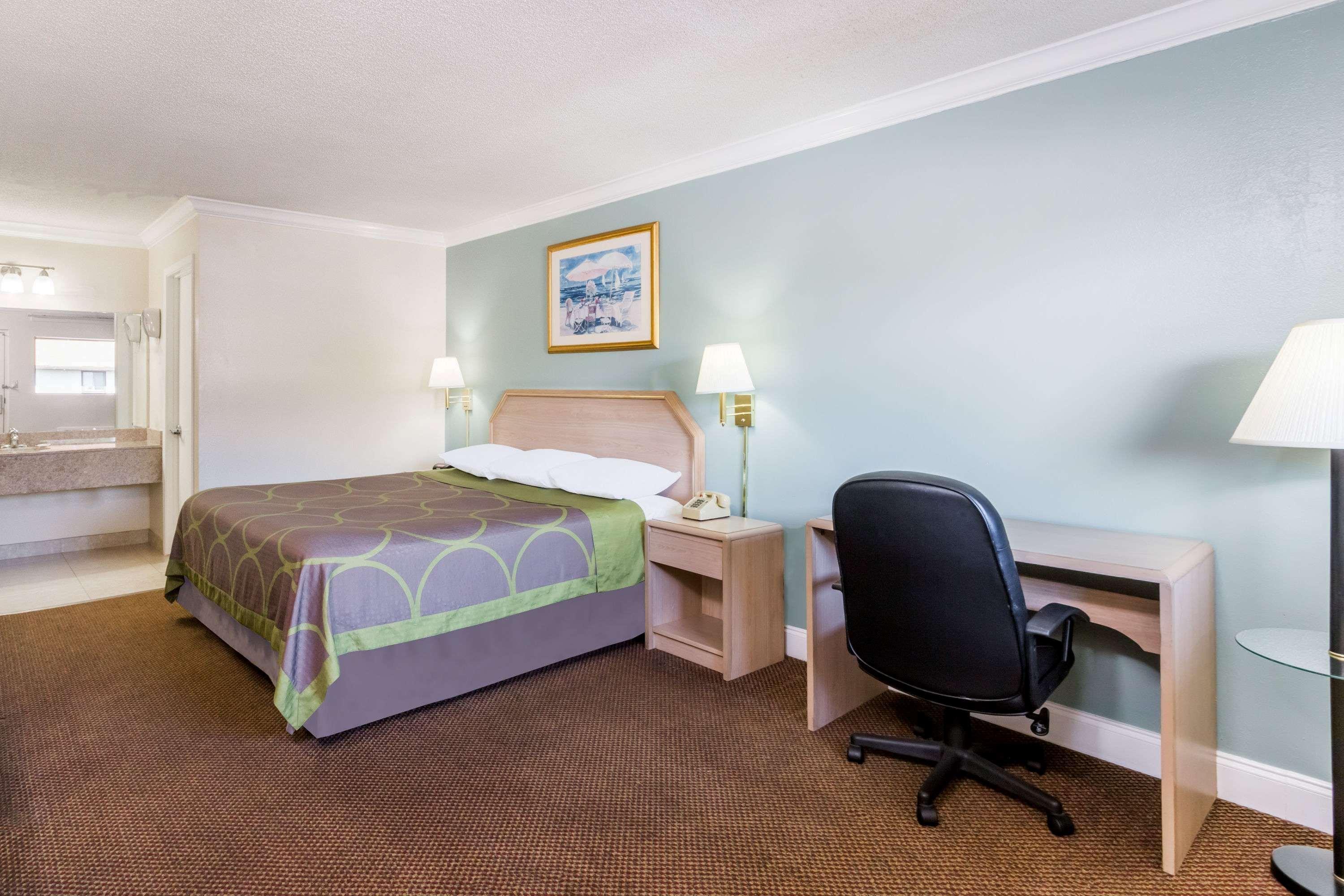 Super 8 By Wyndham Ft Walton Beach Форт Уолтон Бич Экстерьер фото