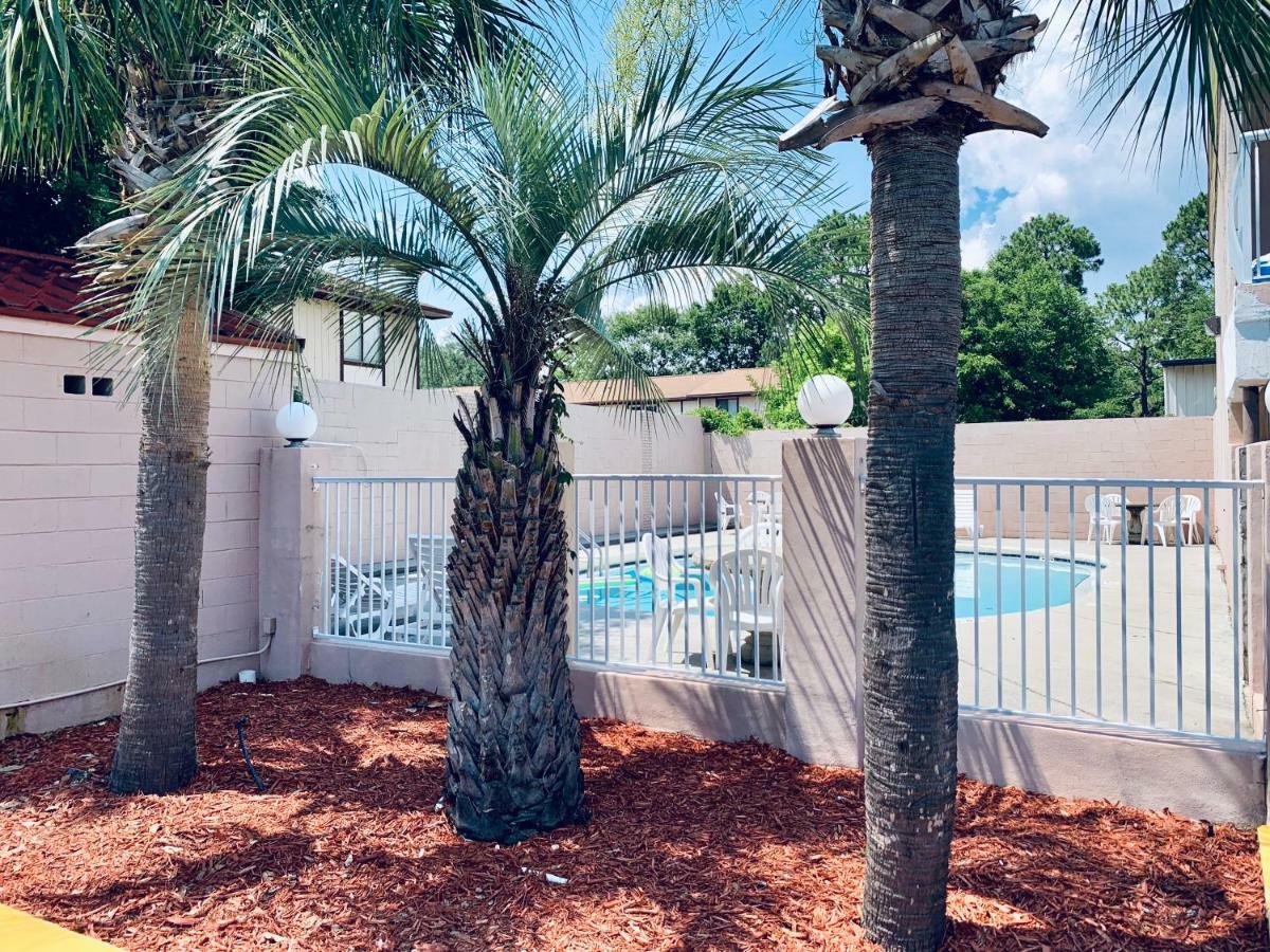 Super 8 By Wyndham Ft Walton Beach Форт Уолтон Бич Экстерьер фото